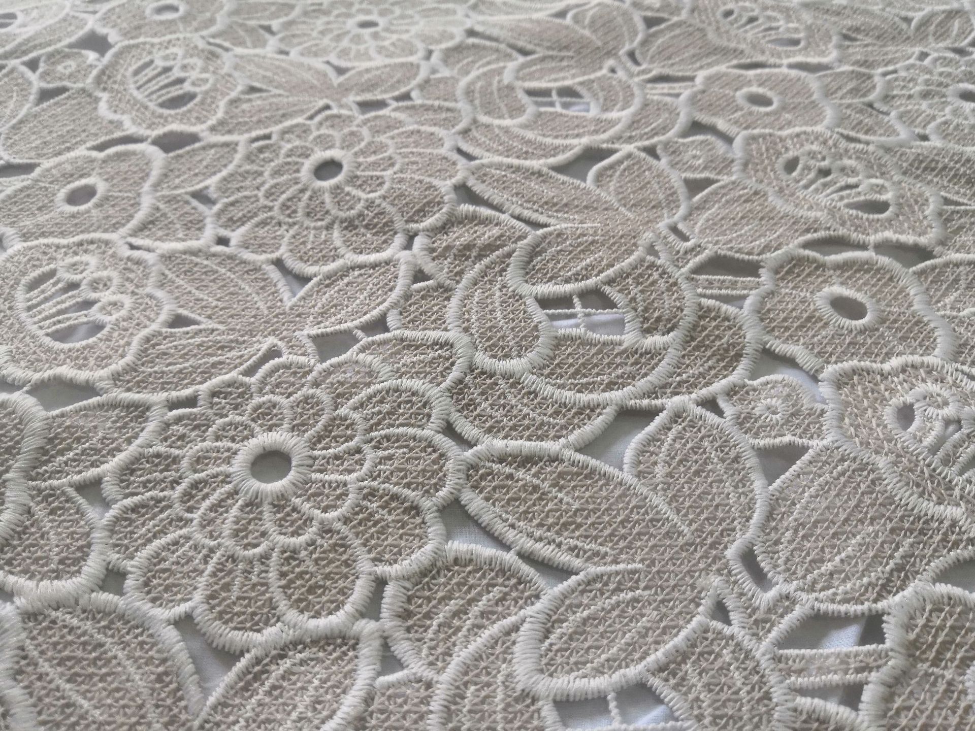 服裝布料窗簾絨面料電腦繡花