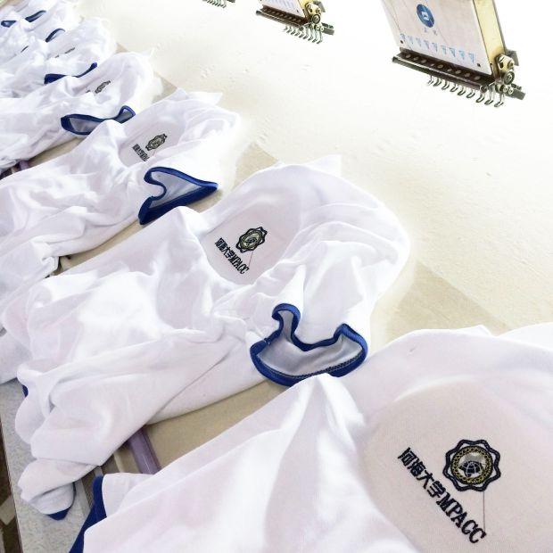 刺繡襯衫個(gè)性加工-繡標(biāo)繡字繡名 刺繡襯衫個(gè)性加工-繡標(biāo)繡字繡名