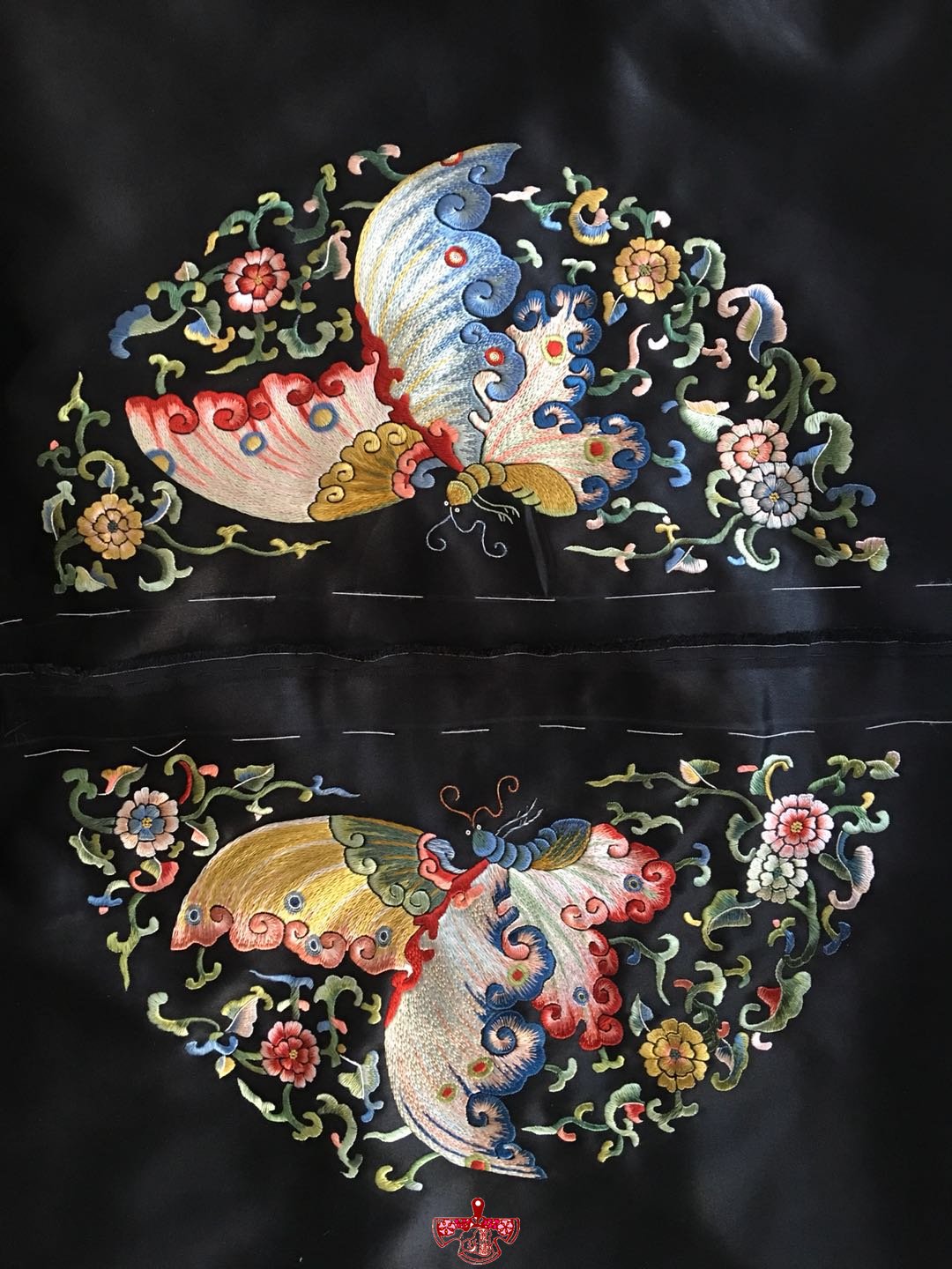 喜相連對稱蝴蝶 喜相連對稱蝴蝶