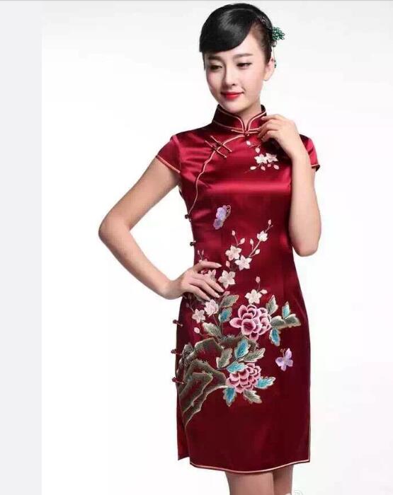 梅花刺繡旗袍 梅花刺繡旗袍