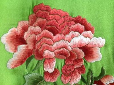 電腦繡花與手工繡花優越性比較 電腦繡花與手工繡花優越性比較