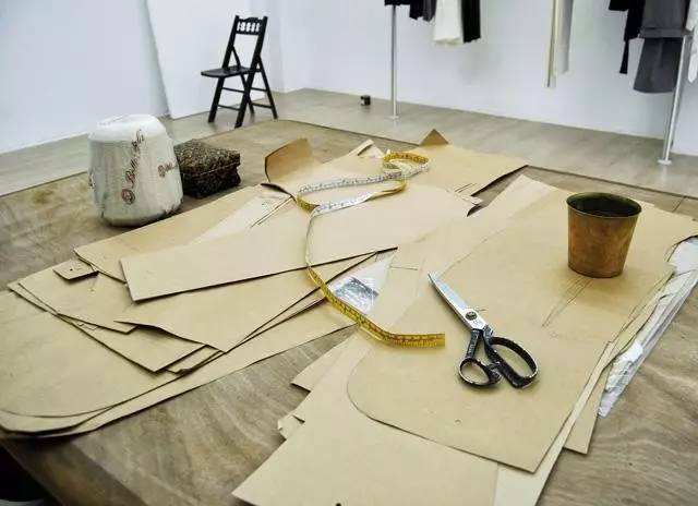 電腦繡花制版在刺繡設(shè)計(jì)與工藝中的重要性 電腦繡花制版在刺繡設(shè)計(jì)與工藝中的重要性