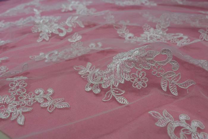 靠枕床上用品盤繩繡加工 靠枕床上用品盤繩繡加工