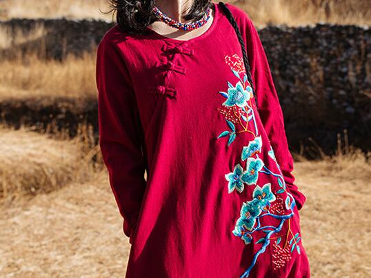 2018夏款連衣裙刺繡圓領寬松裙盤扣 2018夏款連衣裙刺繡圓領寬松裙盤扣